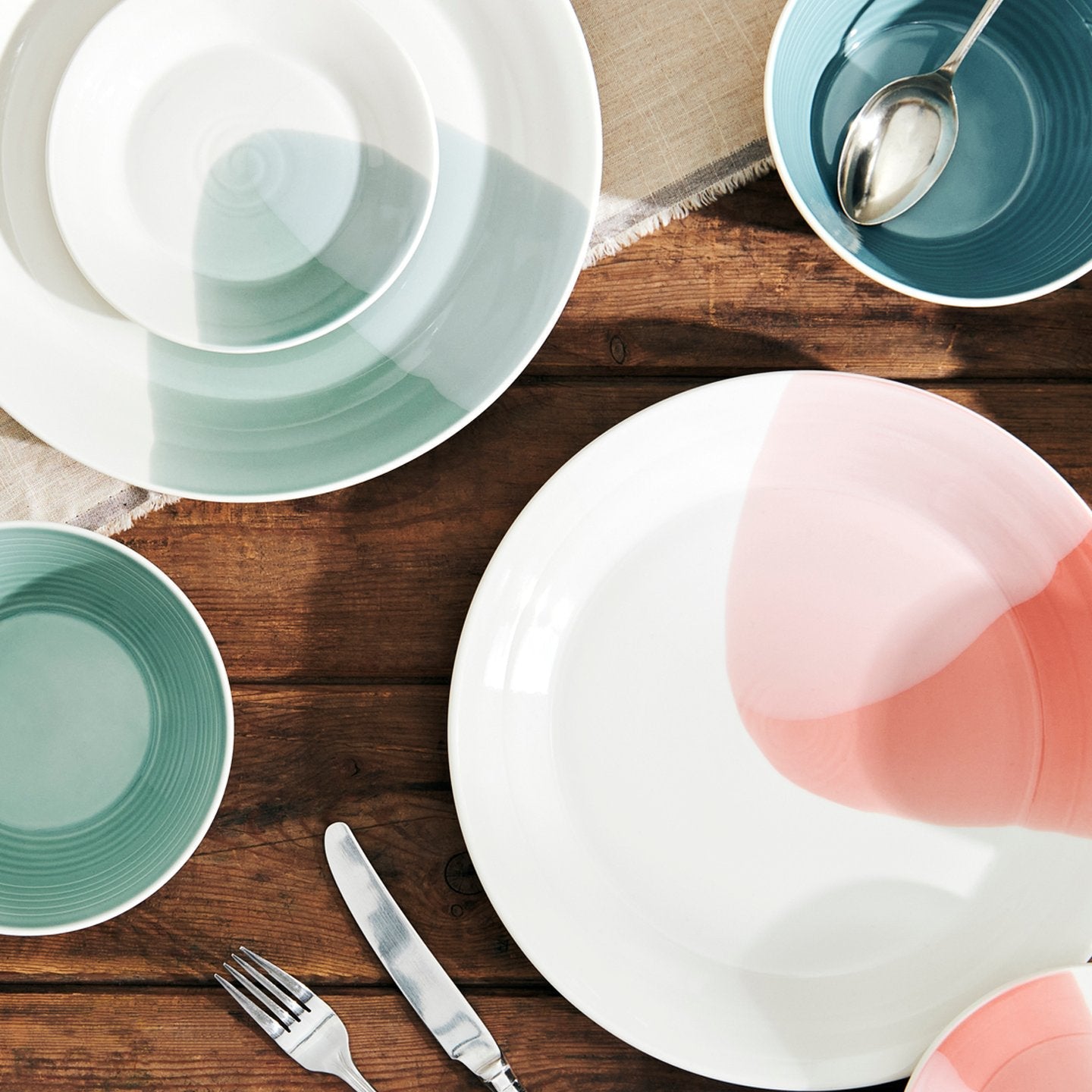 Royal Doulton - Plates, Bowls, Mugs, Glassware & Gifts – Kings