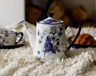 London Pottery Blue Rose 4 Cup Blue and White Teapot - Ceramic, 900 ml