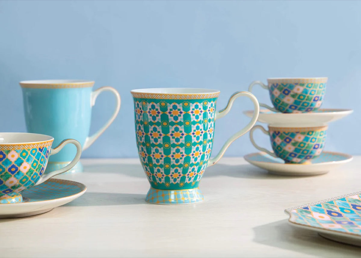 Maxwell and Williams pattern coffee mug