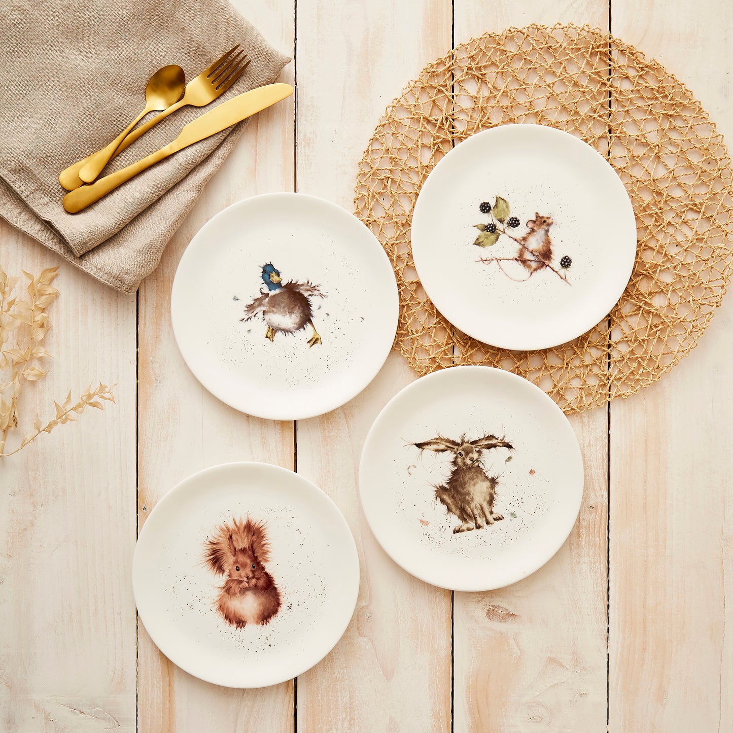 Royal Worcester Wrendale Designs 8 Inch Coupe plates Set of 4 Hare, Duck, Mouse & Squrriel